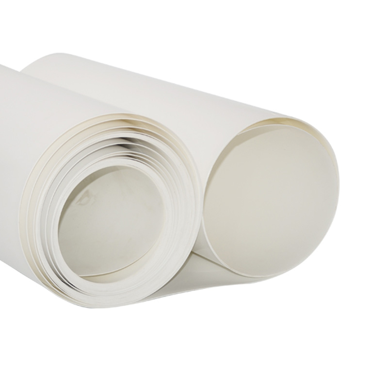 0, 7 mm paksua valkoista matt tyhjiö, paina thermoforming muovia pp: n taseen sisään -