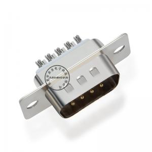 d-sub 9-napainen d -tyyppinen urosliitin