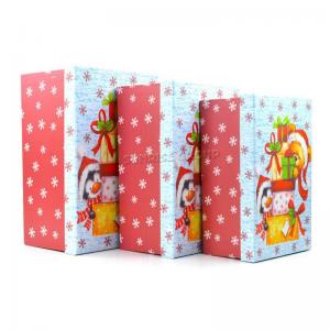 Eri kokoinen joululahja-paperi-pakkauslaatikko