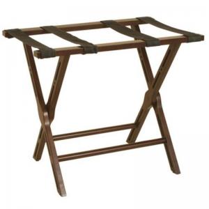 puupakettiteline hyllyllä