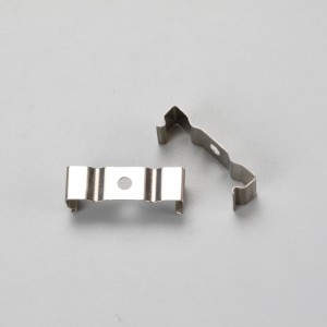 LED-alumiiniprofiili, jossa on PC-kannen päätykannet ja LED-nauhan kiinnitysklipit