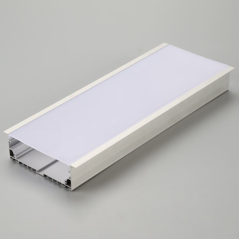 LED-alumiiniprofiili, jossa on PC-hajotin