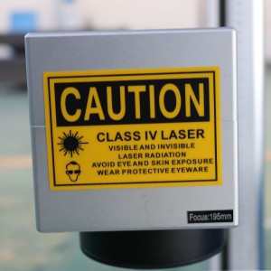 Kädessä pidetty kuitutyöstökone