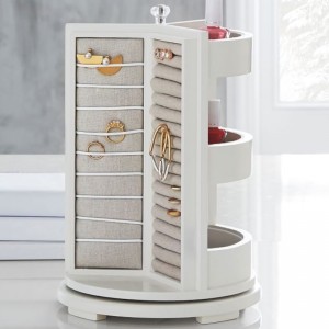 Pyörivä korujen järjestäjä