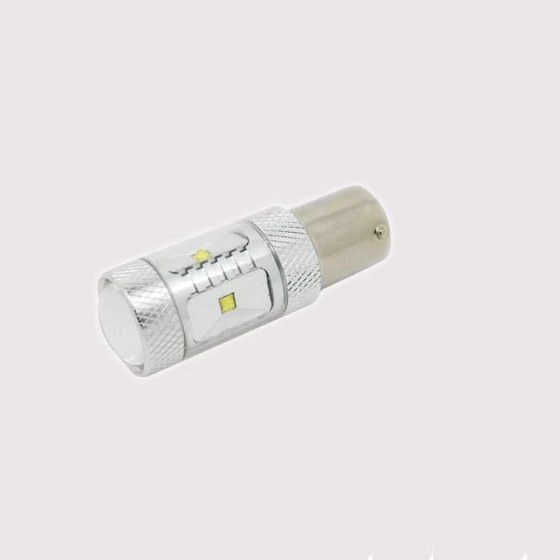 suuri teho 30W CREE XBD 1156 7440 3156 led-valo syttyi taaksepäin