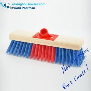 Akbrand-pitkäkahvainen puinen harja ulkona työntämiseen