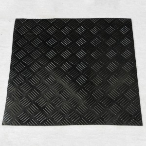 Palonkestävä pyöreä pistelevymatto rulla sairaalaan