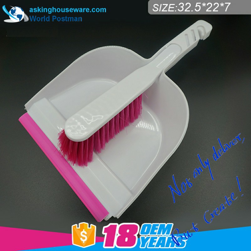 Akbrand Square Dustpan -harjapuhdin kahvanlukolla