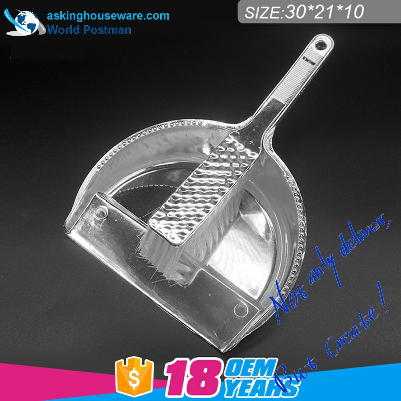 Akbrand Semicircle Dustpan Brush Broom hopeapinnoitetulla pitkällä kahvalla