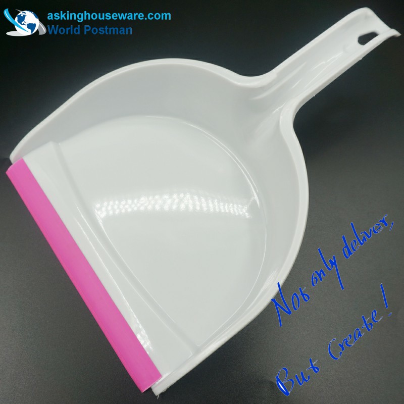 Akbrand Dustpan -harjaharja aaltomuotoisella PVC-linjalla Dustpan-sisäänkäynnin kohdalla