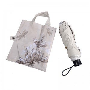 3-kertainen sateenvarjo hopeapinnoitteella