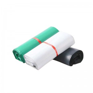 mukautettu muovinen kuriiripussi, pussilla ja yläpuolella dhl pikalaukku, läpinäkyvä tasku