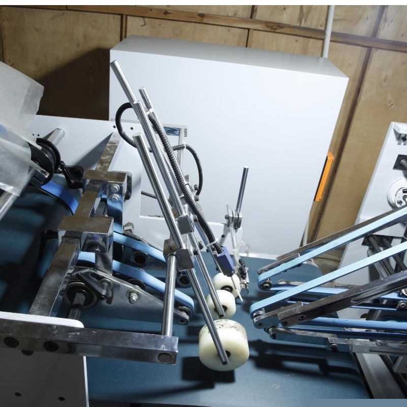 Automaattinen laatikon liittäjä