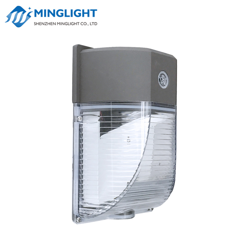LED-seinävalaisin WPA 18W