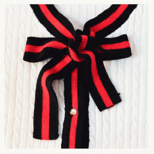 Tukku neuletakki raidalliset reunat perhonen solmu naisten syksy talvi pusero