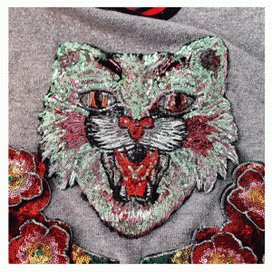 Naisten käsintehty paljetit ja neulotut neulotut villapaita