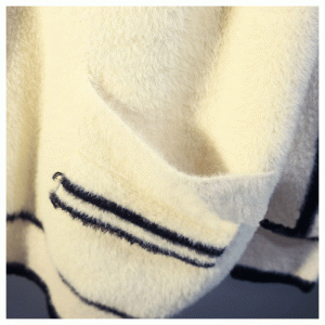 2019 Uusin löysä jäljitelmäminkiraita Jacquard Ladies neuletakki