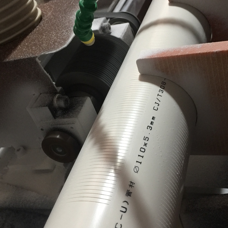 20 - 200 mm: n PVC-tyyppinen kellotaulun koteloputki reikäporaukseen