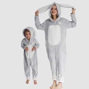 Perheen yhteensopiva flanelli fleece-kirjonta Onesie