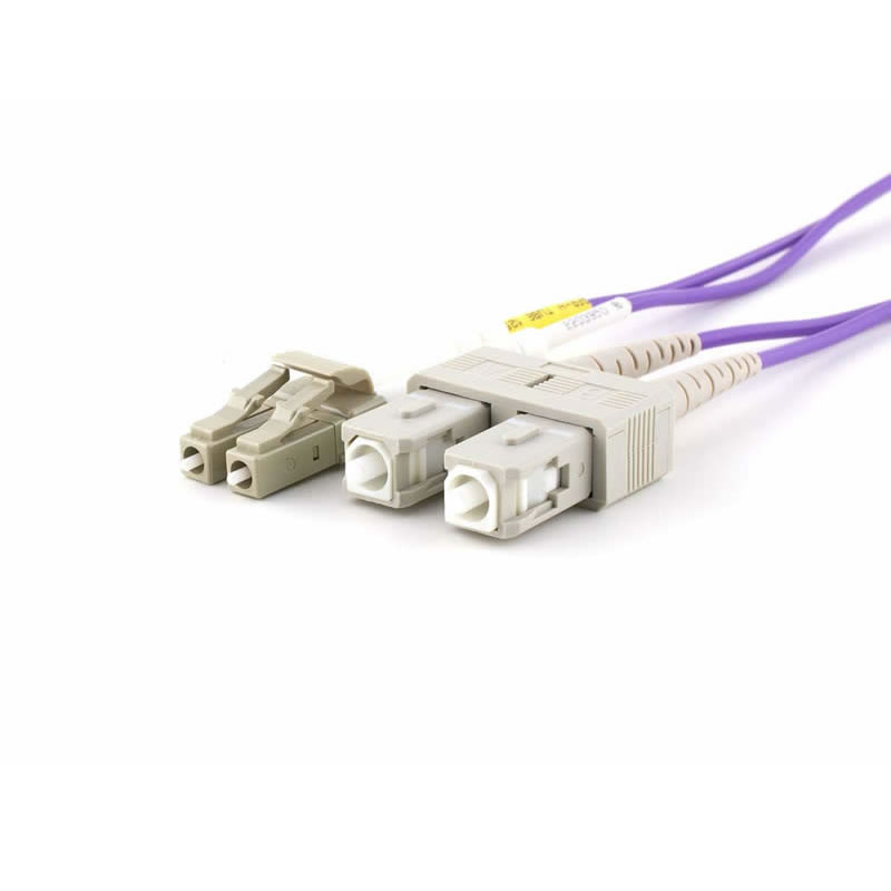Multimode Duplex OM4 -kuituoptiikkakaapeli (50/125) - LC-SC