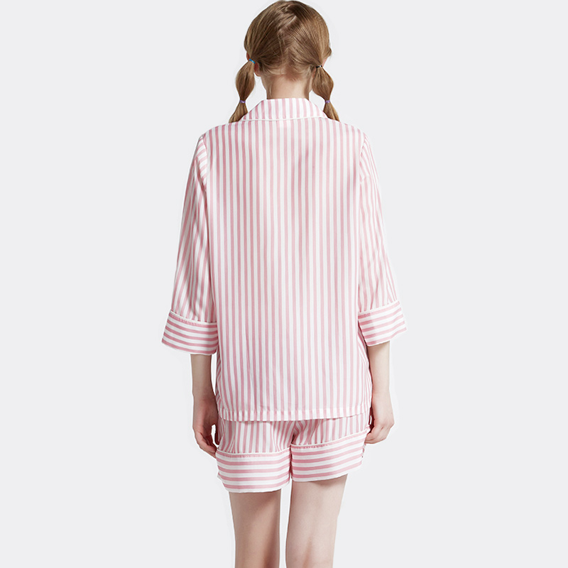 Naisten raidalla painettu satiini pyjamat