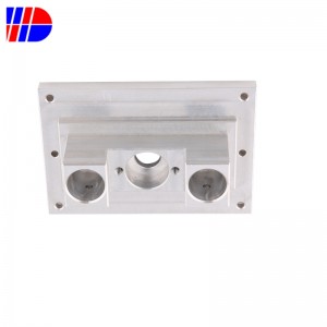 Precision CNC-työstö ruostumattomasta teräksestä valmistettujen koneiden osat sorvipuun osassa