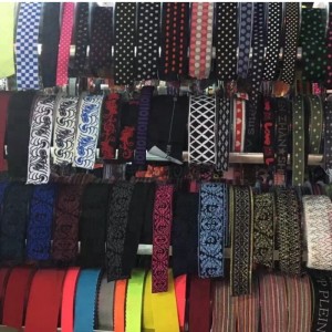 Erikoissuunnittelu pehmeät joustavat nauhat vaatteille