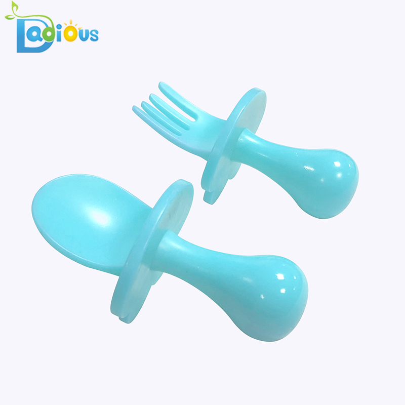 Amazon Hot Selling Baby -välineet Safe Self Feeding Spoon ja Fork First Spoon ja Fork Set for Toddler