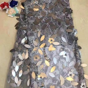 Halvat flitterit ja helmillä kangasta Aasiassa vaatteita häät mekko kangas