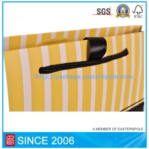 Ylellinen Lily vaaleanpunainen paperipussi, jossa on nauhan sulkeminen