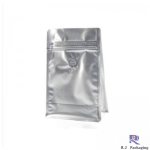 Tavallinen hopea ja kraft litteä pohjapussi, jossa on venttiili kahvia varten