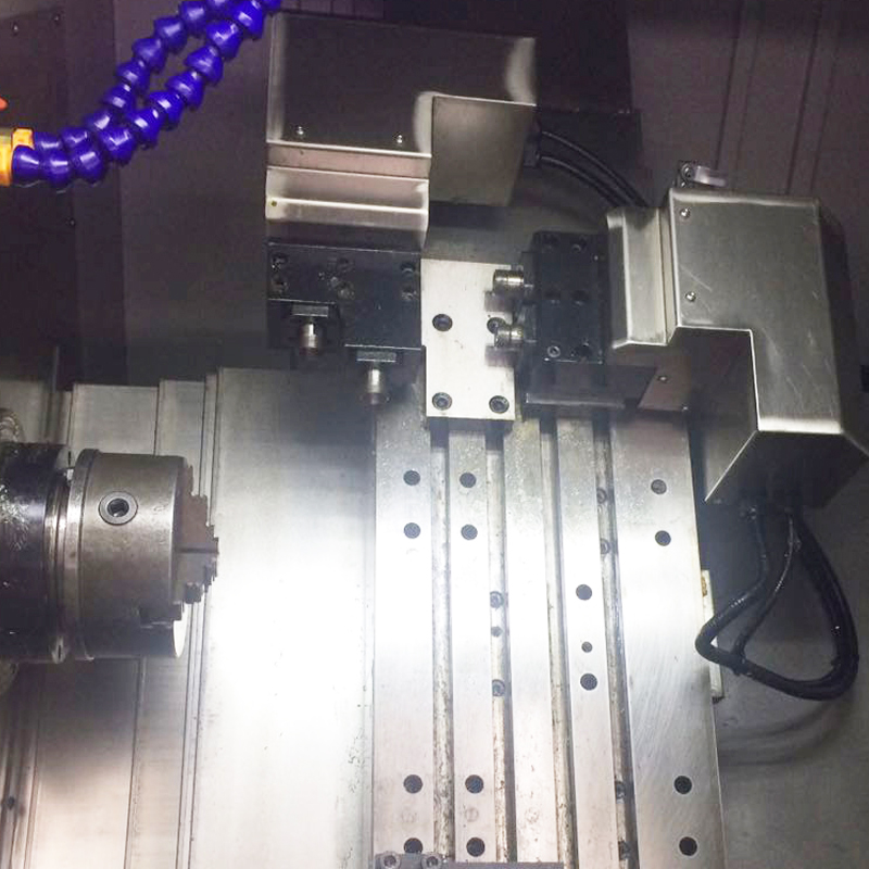 Metalli CNC-sorvit koneiden kuuma myynti Pakistanissa
