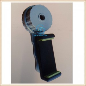 Universal puhelimen sovitin