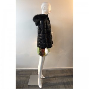 NAISTEN SHINY PUFFER -TAKKI MUSTAA RLWPC0082