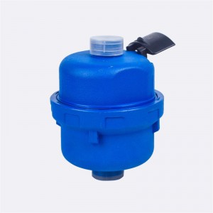 Tilavuusmääräinen nesteellä täytetty mittari muovikotelolla etäkaapelilla