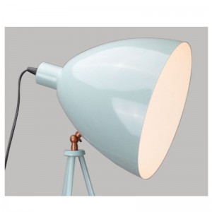 Jalustajalustalamppu metallisella varjolla ja säätötoiminnolla