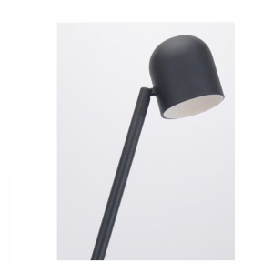 LED-metallilattiavalaisin