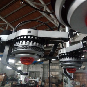 Laadukas, tilaustyönä tehty kuvio jacquard polvisidos kudoslaite