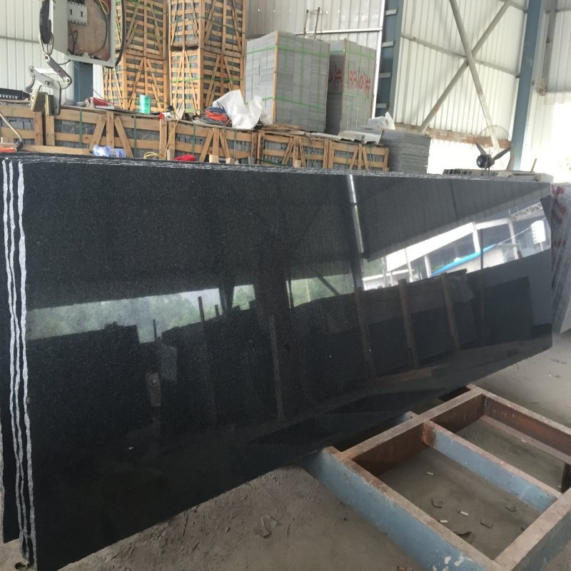 G654 impala padang musta graniittilaatta