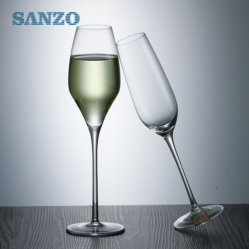 SANZO-merkkinen samppanjalasisylinterin samppanjahuilut Lasipuhdas samppanjahuilu