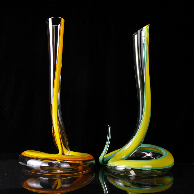 Sanzo tukku käsintehtyjä lasitavaroita valmistava ainutlaatuinen yhden lasin punaviinivannatin / Flagon 1200ml / 40oz 900031