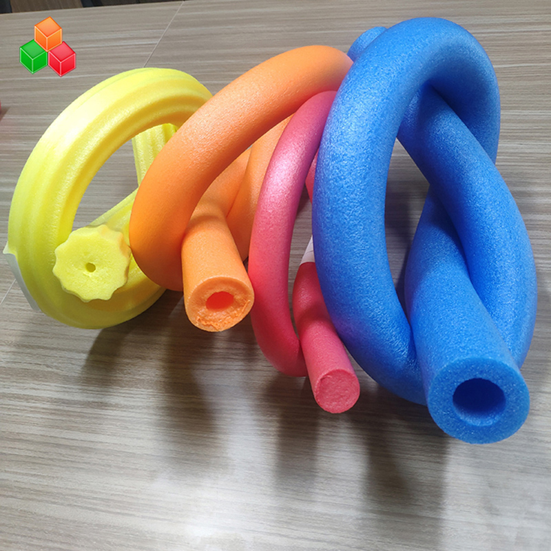 Dongguan mukautettu logonmuoto ROHS 10mm 20mm valkoinen laajennettu epe polyeteenivaahto tukijalka sauva putki nuudeliputki lapsille / aikuisille