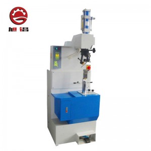 Kengänvalmistus tietokoneistettu automaattisementoiva taittokone