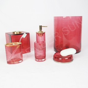 Pyöreät kaiverrusraidat värillisellä hajalasilla varustetuissa kylpyhuone tarvikkeissa