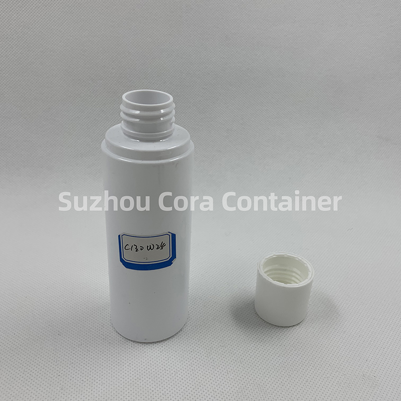 130ml kaulan koko 24mm Lemmikkieläinten kosmeettinen muovipullo ruuvimeissukan kanssa