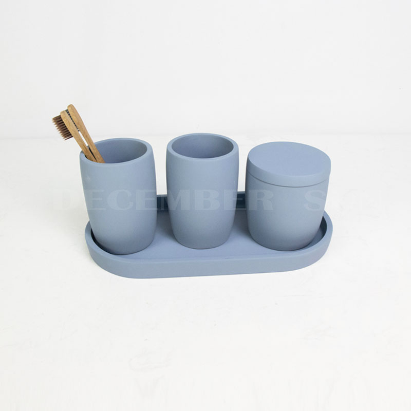 4 kpl hartsi kylpyhuonesarja