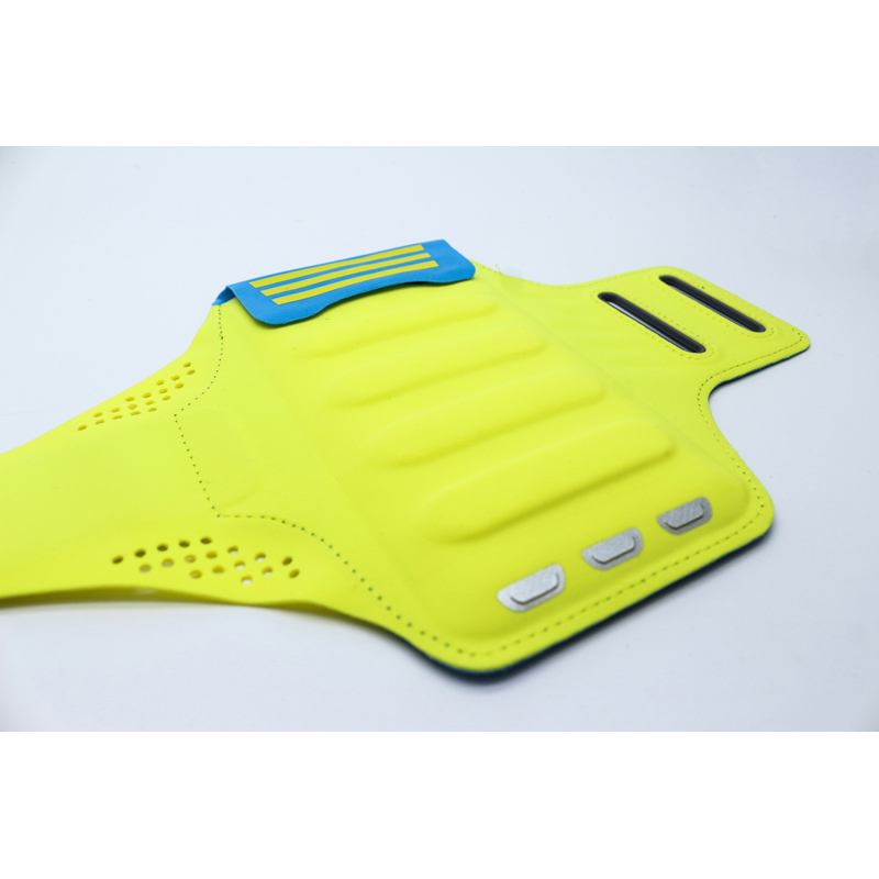 Eco-Friendly Watersafe Fabric Sports Armband For Running