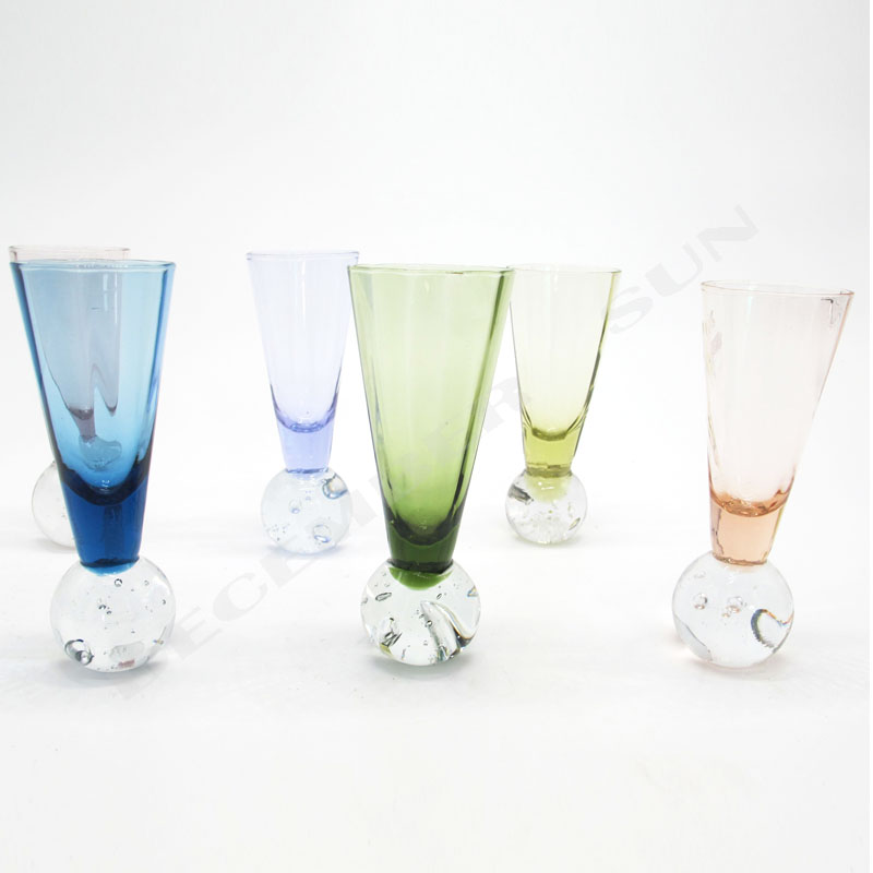 Klassinen laatujuoman shampangnen malja viinille lasi lasi