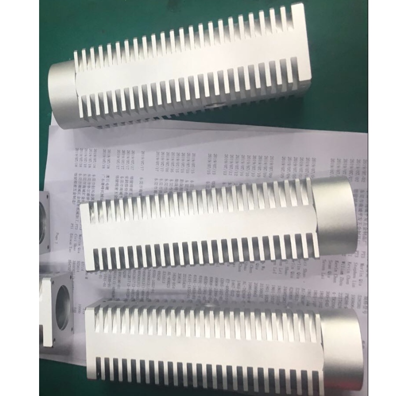 Korkea tarkkuus CNC Milling/CNClathe/A6061 Hiekkapuhallus/kirkas anodizing