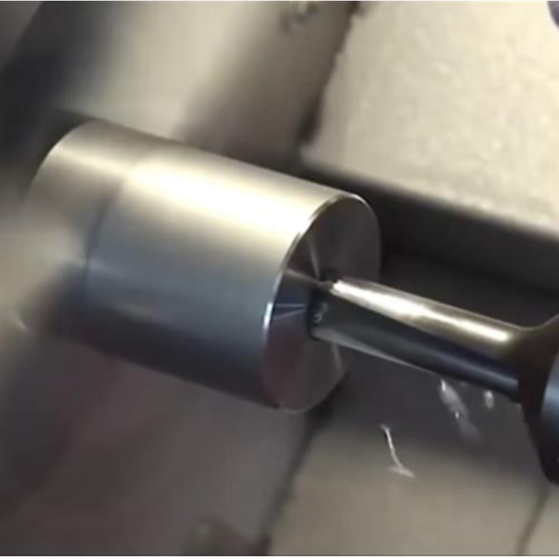 CNC-käsittelytaitojen yhteenveto, CNC-valmistajat tarjoavat hyvälle avustajalle tuotantoa.